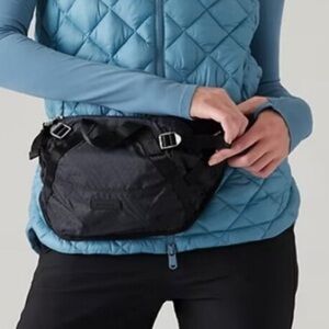 Athleta Excursion Large Belt Bag